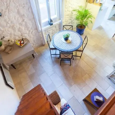 Old Town Antibes Apartamento